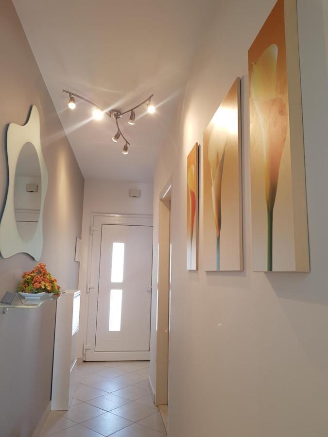 Villa Seaview With Pool - Apartment Cotton Trogir Exterior foto